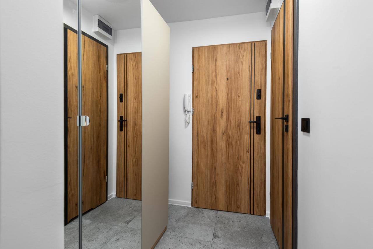Kairos Apartments - Silver - Darmowy Parking, Scisle Centrum グリヴィツェ エクステリア 写真