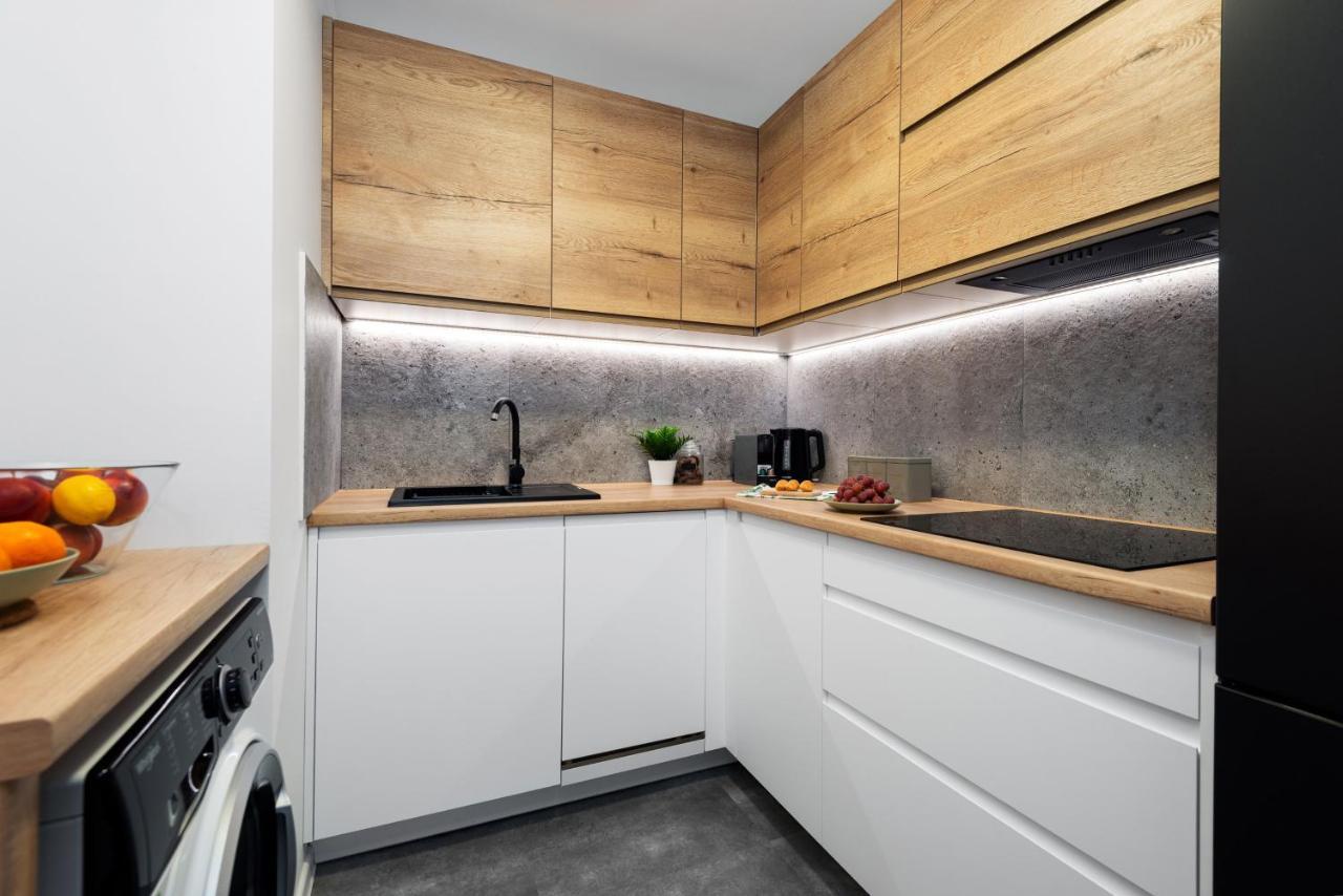 Kairos Apartments - Silver - Darmowy Parking, Scisle Centrum グリヴィツェ エクステリア 写真