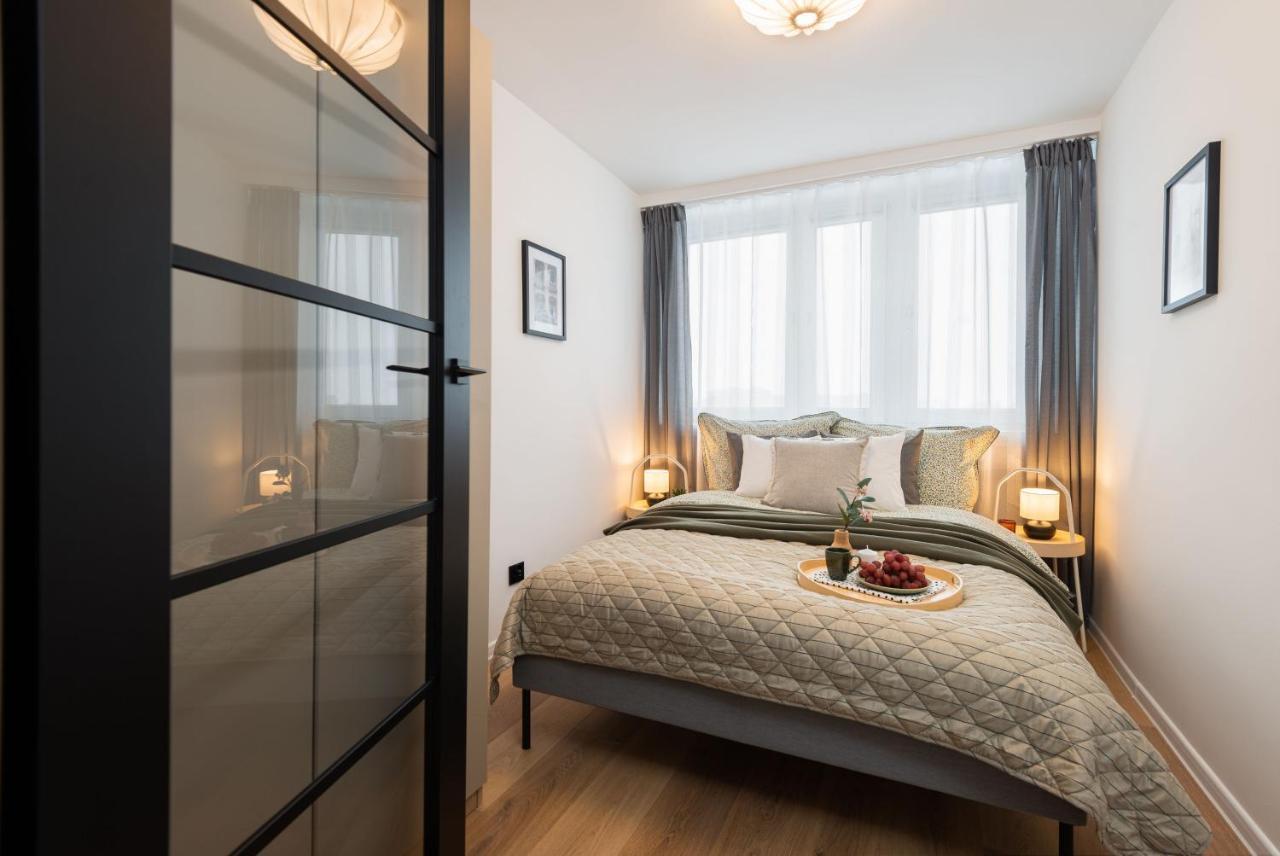 Kairos Apartments - Silver - Darmowy Parking, Scisle Centrum グリヴィツェ エクステリア 写真